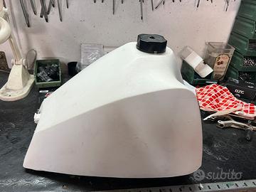 Serbatoio adatto per Honda