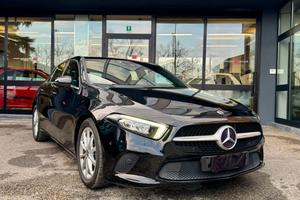 MERCEDES-BENZ A 180 Classe A - BUSINESS *SOLO 67