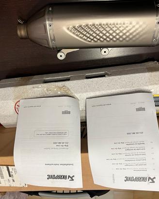 Silenziatore akrapovic