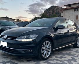 Volkswagen Golf Executive 1.6 TDI 116CV