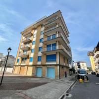 BICAMERE IN CENTRO COMODO AI SERVIZI E ALLA SPI...