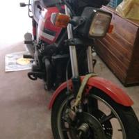 Kawasaki GPZ 1100 - 1982