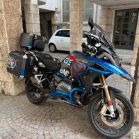 BMW GS R1200 colorazione Rally scarico Akrapovic