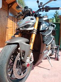 Ducati Streetfighter V4S 