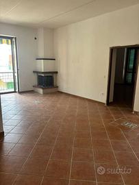 Appartamento di 75 m² con 3 locali a Pozzuoli
