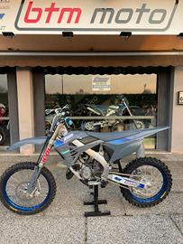 Tm MX 125 2T