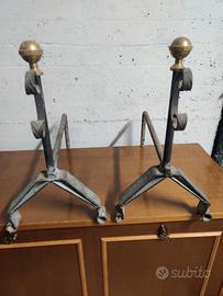 alari in ferro battuto e ottone