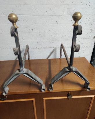 alari in ferro battuto e ottone