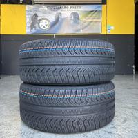 2 Gomme 225/40R18 92Y Pirelli 4 Stagioni 85%residu