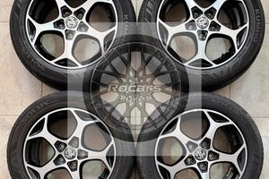 Cerchi 16 e pneumatici originali Mg 3