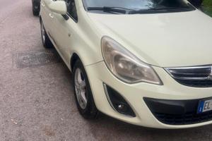 Opel Corsa 1.0cc