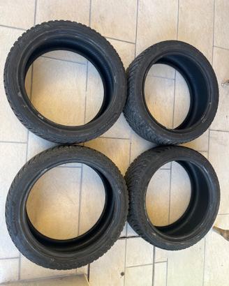 Pneumatici invernali Hankook 205/45R17