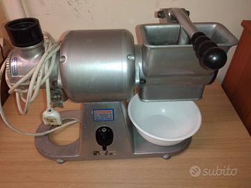 Grattugia professionale X attività commerciale