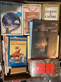 Lotto blocco STOCK di 500  libri per librerie