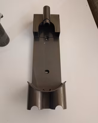 Dyson v8