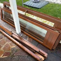 Finestre varie al primo che viene a prenderle