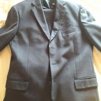 Vestito grigio scuro elegante