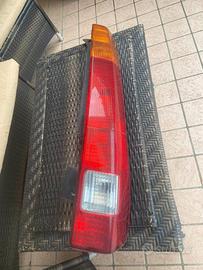 Fanale DX posteriore HONDA CRV Serie II 2002-2005