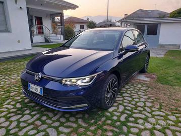 VW Golf VIII 1.5 etsi  1st Edition Style 150cv dsg
