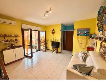 Bilocale con Terrazzo a 700 mt dal Mare