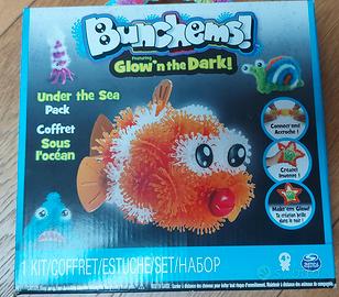 Bunchems! Glow in the dark 