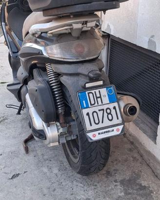 Beverly Tourer 400