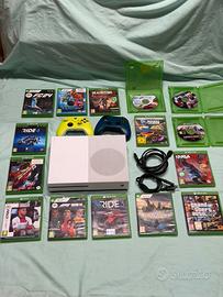 Xbox One S 500GB + 2 controller + 15 giochi