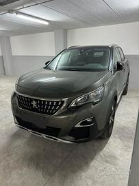 Peugeot 3008 1.2 Allure