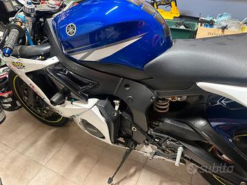 Yamaha r6 anno 2003