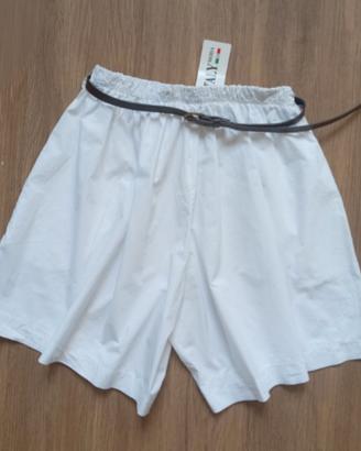 Pantaloncini bianchi in cotone. donna. S/M