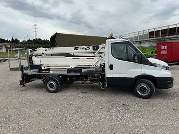 Iveco Daily 35S 12 piattaforma aerea CELA DT 25