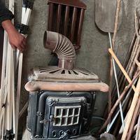 Stufa vintage in ghisa