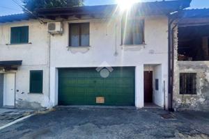 CASA SEMINDIPENDENTE A ZINASCO