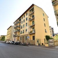 4 LOCALI A FIRENZE