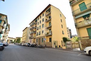 4 LOCALI A FIRENZE