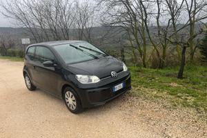 Volkswagen Up 1.0 - Move Up!