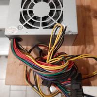 ALIMENTATORE PER PC