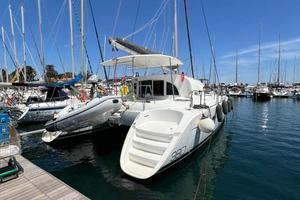 Catamarano Lagoon  380 Refit.  2121