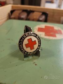 WW2 spilla da medico tedesco. marcata