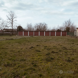 Terreno tutto recintato prezzo trattabile