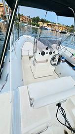 Barca RIB Gommone + Suzuki 40CV 4T perfetta