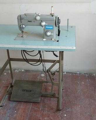 Macchina da cucire professionale