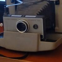 macchina fotografica polaroid 