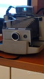 macchina fotografica polaroid 