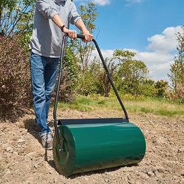 Rullo da giardino per livellare e compattare il te
