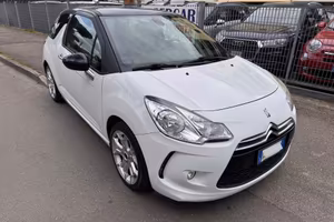 DS3 3 1.4 HDi 92 CV Just Black neopaten garanzia 1