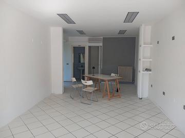 Ufficio/negozio zona Torre Padova