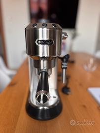 Macchina da caffé DeLonghi Dedica