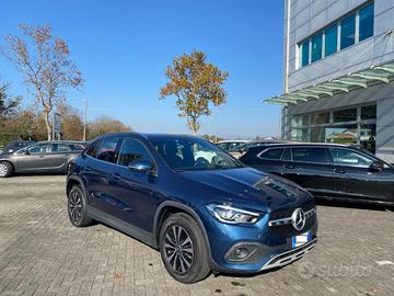 MERCEDES-BENZ GLA 200 d Automatic 4Matic Sport P
