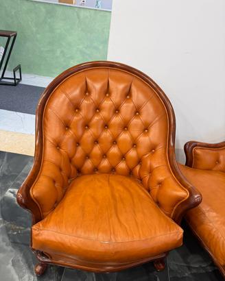 Divano in pelle chesterfield vintage